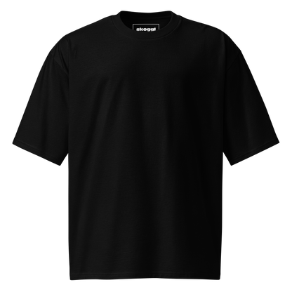 Black t-shirt with 'skoggl' logo on a white background